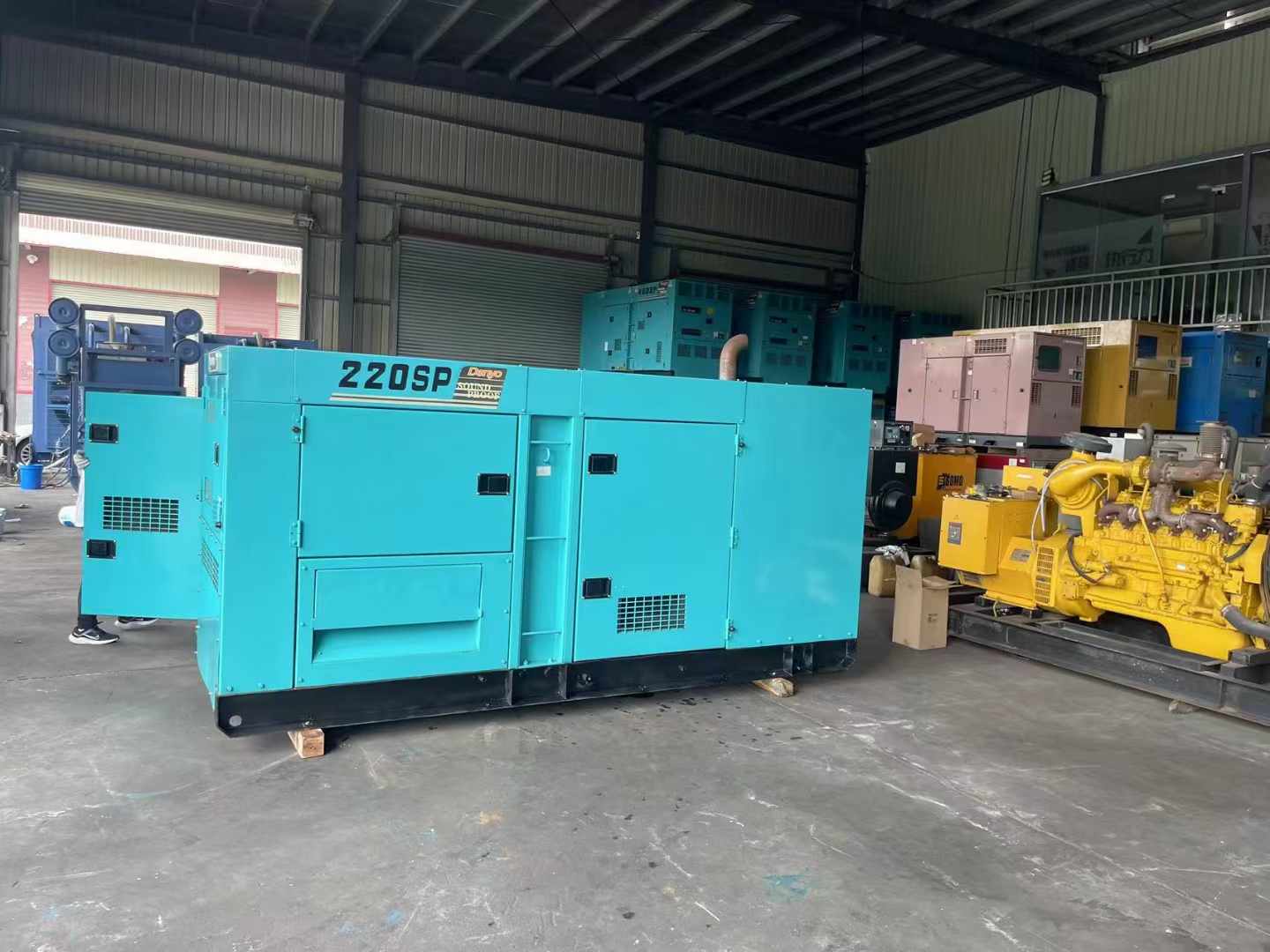 肥西800kW 柴油发电机的输出电流波动范围是多少？