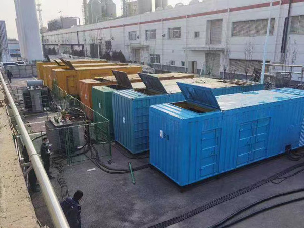 肥西380V和690V电压的电缆线相同吗？