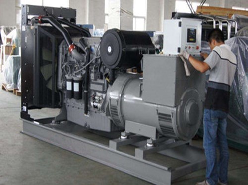 肥西柴油发电机组和储能设备配合使用的案例