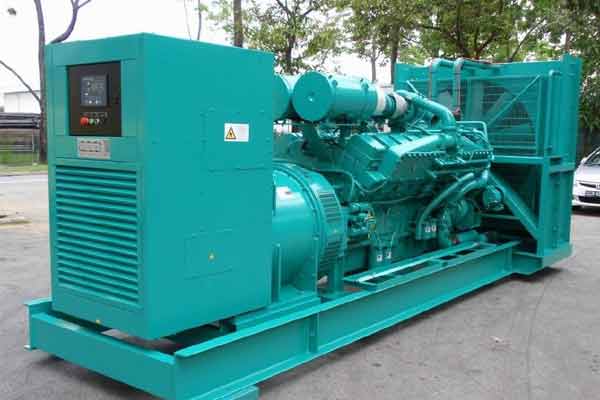 肥西柴油发电机组电压不稳定怎样维修？