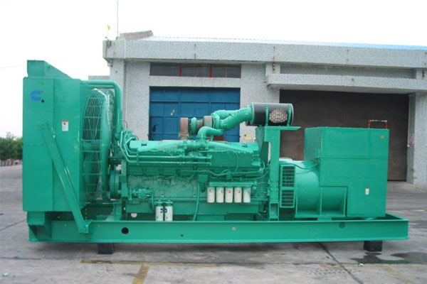 肥西工厂发电机应急发电时如何更准确地检查发电机状态？