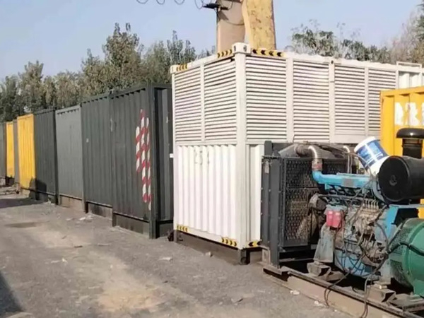 肥西200KW柴油发电机机组每小时油耗是多少？